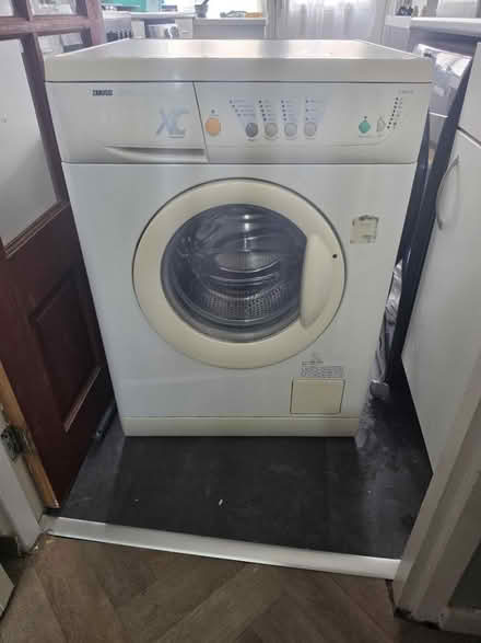 Photo of free Washing machine (TW14 Feltham) #1