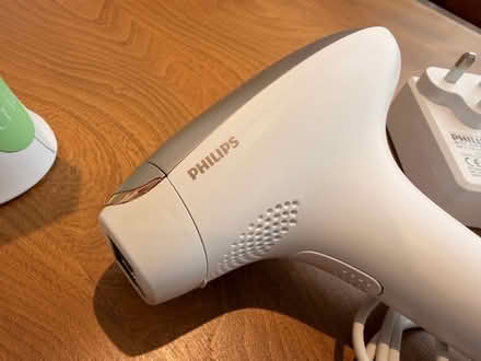 Photo of free 2 Laser hair removal guns - Philips Lumea Advanced - Tria (Highbury N5) #2