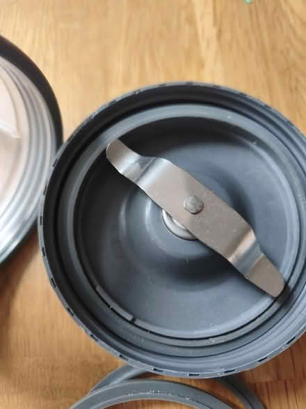Photo of free Nutribullet cups and attachments (Presteigne LD8) #4