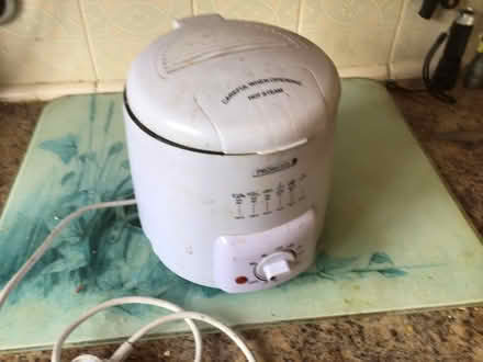 Photo of free Small deep fat fryer (New Balderton) #1