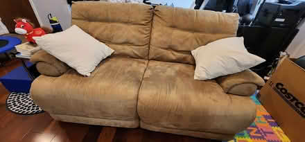 Photo of free reclining sofa/loveseat set (Hillcrest - 1st and Washington) #2