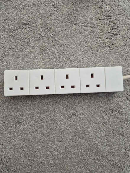 Photo of free 4 socket Extension Lead (80cm) (Sheering CM22) #1