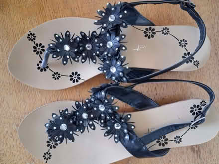 Photo of free Sandals size 5 (Hayes BR2) #4