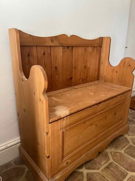 Photo of free Pine Pew (Bell Bar AL9) #4