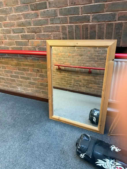 Photo of free Mirror (Hemel Hempstead HP2) #1