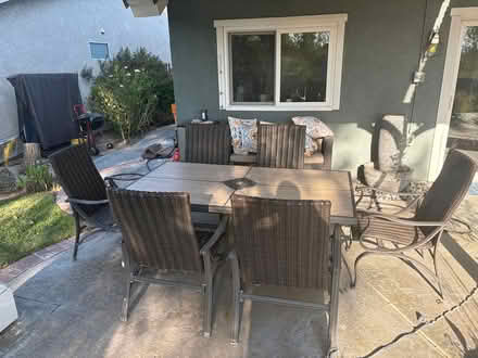 Photo of free outdoor patio set (Valencia) #1