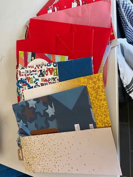 Photo of free Various gift bags (Winnersh, Wokingham) #1