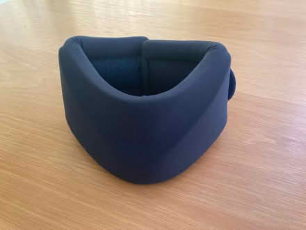 Photo of free Neck Collar (Upper Pickwick SN13) #1