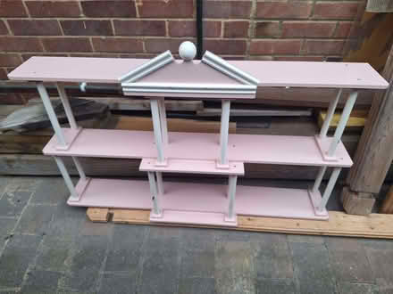 Photo of free Children's shelf unit (Sunningdale SL5) #1