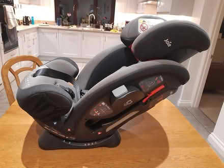 Photo of free Jole child car seat (MK5 Milton Keynes) #2