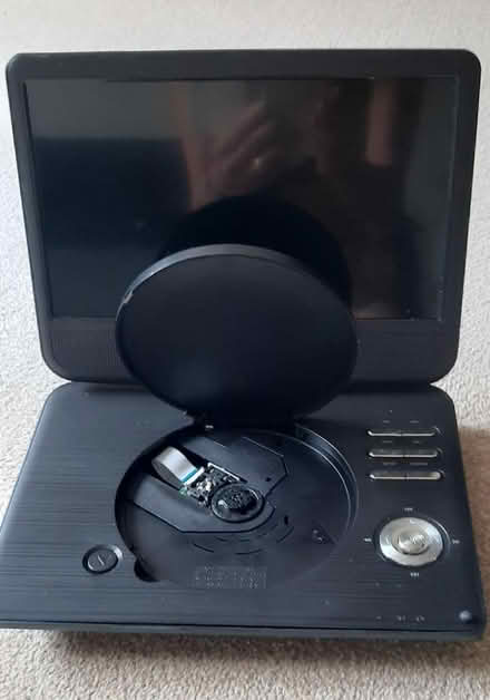 Photo of free Portable DVD Player and Speaker (Southport PR9) #3