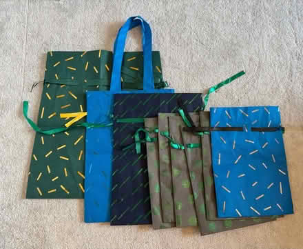 Photo of free Assorted Amazon gift bags (Coley Ave Area RG1) #1