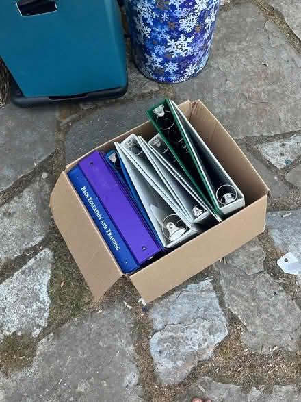 Photo of free 3 ring binders (Green Lake) #1
