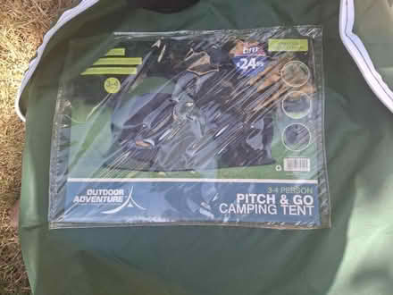 Photo of free 3-4 persons pop out tent (BS30) #1
