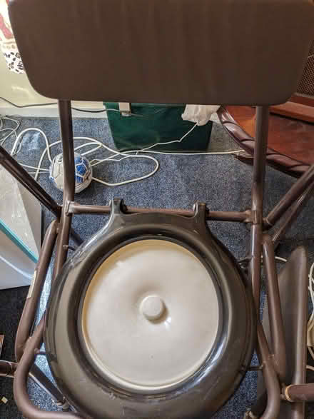 Photo of free Clean commode (Garston WD25) #1
