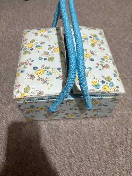 Photo of free Sewing box and accessories (Bedgrove HP21) #1