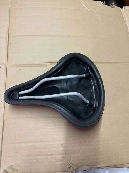Photo of free Cycle saddle no post (Chesterton OX26) #2