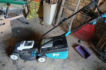 Photo of free small electric lawn mower (Minster Lovell OX29) #1