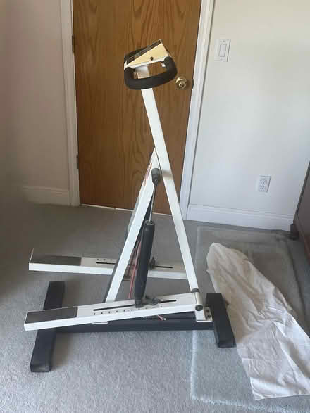 Photo of free PRECOR USA 718e Low Impact Climber (Tiburon - near Corte Madera) #3
