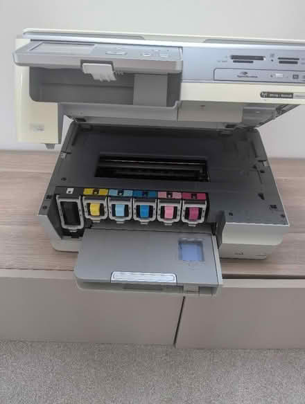 Photo of free Hp Photosmart C8180 All in one (does not work) (Cradle End CM23) #2