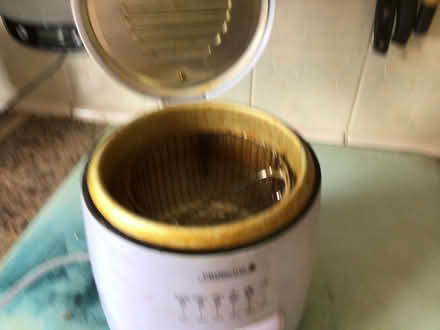 Photo of free Small deep fat fryer (New Balderton) #3
