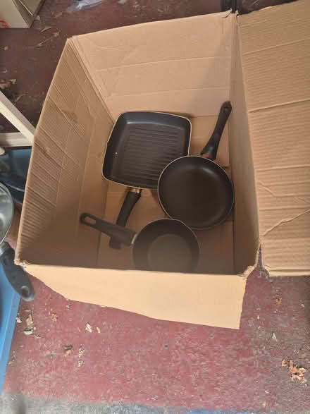 Photo of free Saucepans and frying pans (Green End HP1) #2