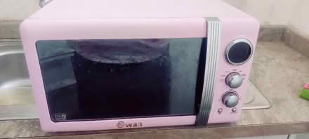 Photo of free Pink microwave (Rotherham S60 2HG) #2