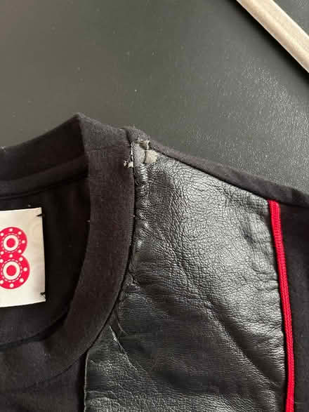 Photo of free 8 Sport Black T-shirt, S-M, Italy (Union Street, Borough SE1) #3