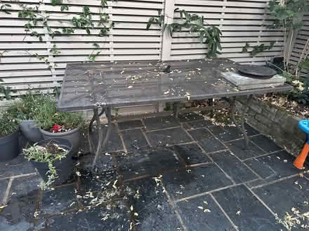 Photo of free Metal garden table and six chairs (Upper Holloway N4) #3