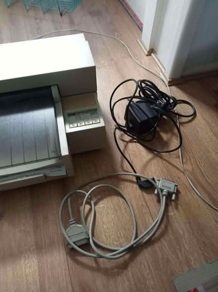 Photo of free HP Deskjet 520 printer and cables (Kempston MK42) #2