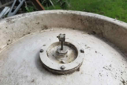 Photo of free 3 dish antennas 4 ft diameter (Las Palmas Pk, Snvle) #3