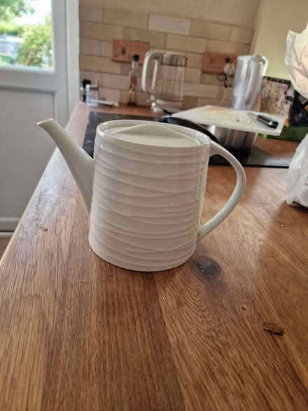Photo of free White ceramic tea pot (Combe Down BA2) #1