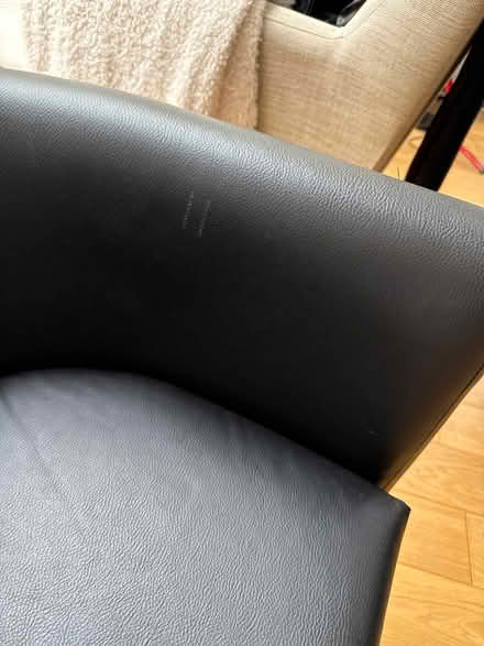 Photo of free Vinyl Tub Chair (CM1) #3