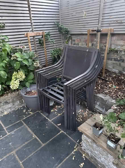 Photo of free Metal garden table and six chairs (Upper Holloway N4) #1