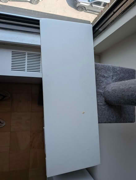 Photo of free White Countertop Remnant – 24" × 9" (14th Street) #1