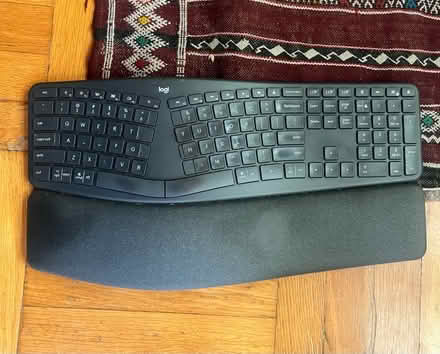 Photo of free Logitech Wave keyboard (Astoria) #1