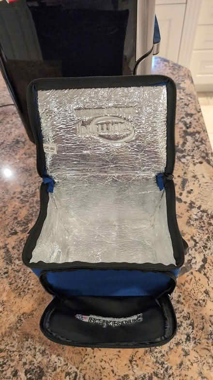 Photo of free Insulated lunch bag (Trafalgar/River Oaks, Oakville) #2