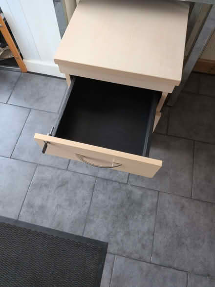 Photo of free New filling draws cabinet lockable (Rise Park NG5) #2