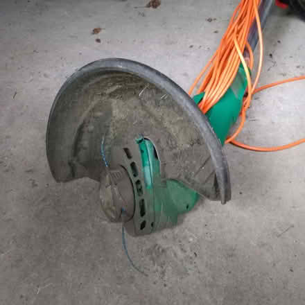 Photo of free Black and Decker strimmer (Kendal LA9) #2