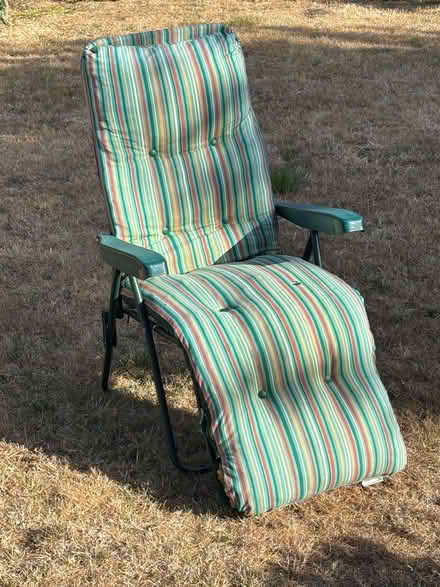 Photo of free Sun lounger (Kennington OX1) #1