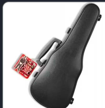 Photo of violin case (GU3) #1