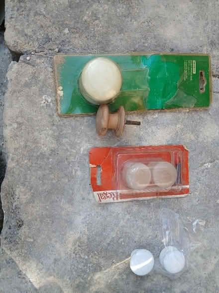 Photo of free Porcelain door knob, and small knobs for drawers etc (Little Ashley BA15) #1