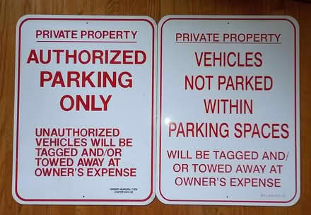 Photo of free Parking Signs (North York: Bathurst Manor) #1