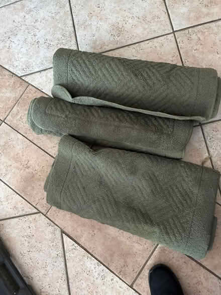 Photo of free 3 mats (Fernside) #1