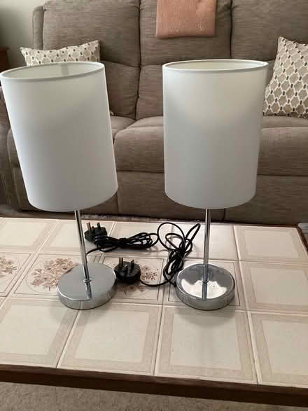 Photo of free 2 lamp bases with shades (Bearwood BH11) #1