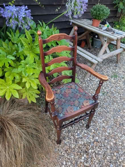 Photo of free Dining chairs (Wix CO11) #1