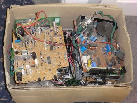 Photo of free Electronic Circuit Boards For Spare Parts. (Mannofield AB10) #4