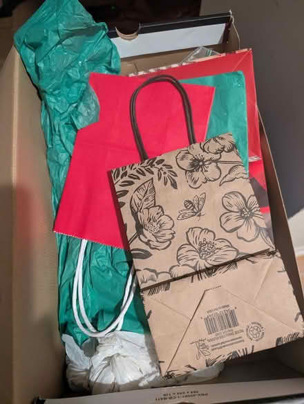 Photo of free Gift Bags, Tissue Paper & Gift Wrap (14th Street) #1