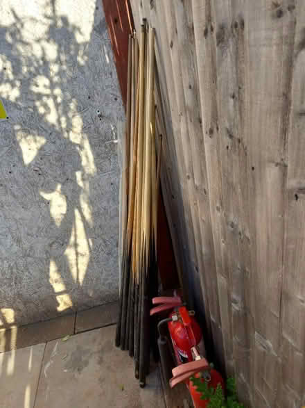 Photo of free 28 pool cue (Shepshed LE12) #2