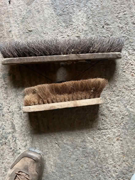 Photo of free Brush heads (Kennington SE11) #1